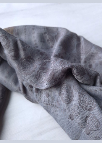 Шарф-палантин женский в цветочный принт с кистями весна-осень 176х70см No Brand (325701321)