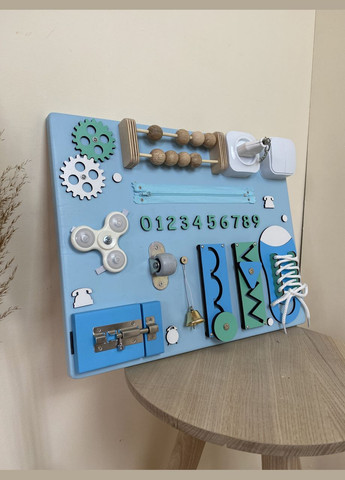 Бізіборд, дерев'яний, іменний, з розеткою і викачем, 30х40 см No Brand (355890425)