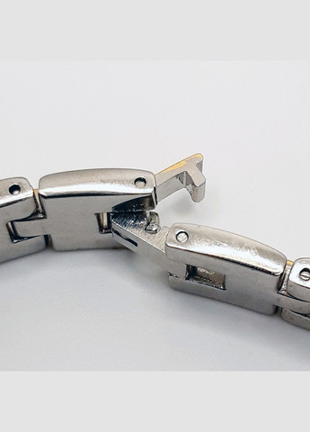 Наручний годинник жіночий кварцовий металевий ремінець () Q&Q G653-400 (305391368)