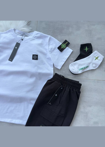 Біла 4 в 1 футболка + шорти + 2 пари шкарпеток турецькі якісні матеріали No Brand