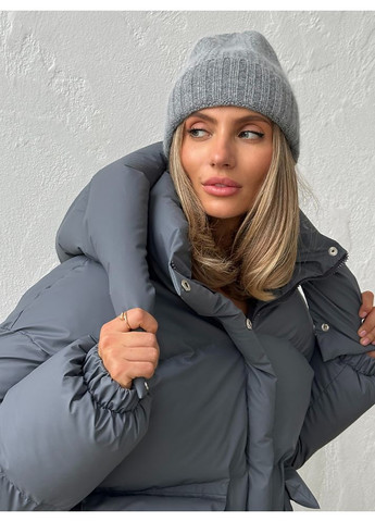 Серая зимняя женская куртка пуфер beze с карманами и съемным капюшоном (mil586) milirud