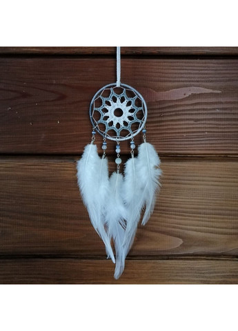 Мини/Авто-ловец снов бело-серый с перьями петуха. Оберег-подвеска в машину. Амулет на зеркало заднего вида Dream Studio (363057478)