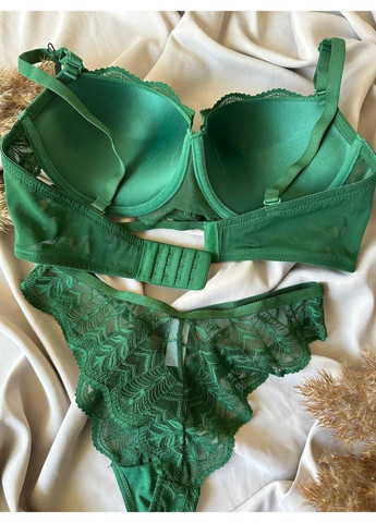 Зеленый комплект бюстгальтер push-up и трусики танга 313 зеленый CHLX