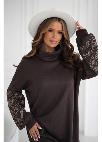 Коричнева жіноча сукня вільного крою з вишивкою ангора No Brand