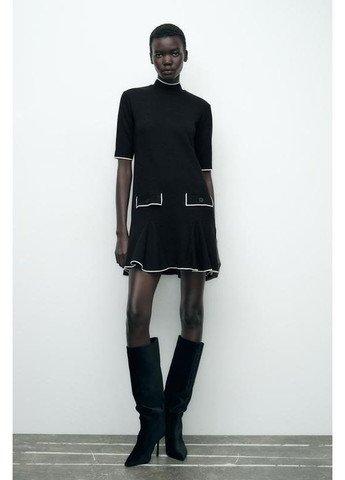 Черное короткое платье с воланами Zara