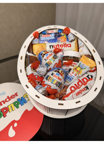 Новорічний Kinder-бокс “Свято наближається” | Подарунковий набір солодощів для дітей No Brand (365728817)