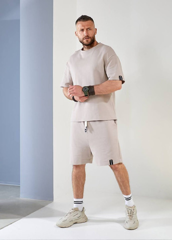 Бежевый летний мужской костюм шорты. с шортами Allthings