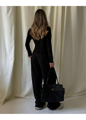 Женский костюм с открытыми плечами и шарфиком. Україна (358934222)