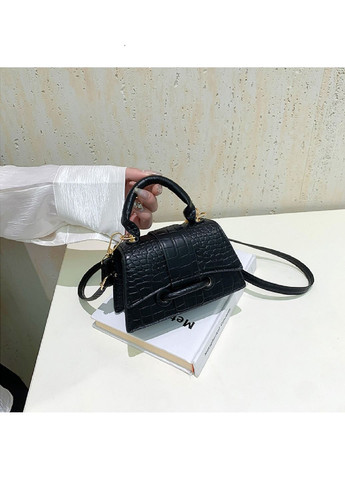 Жіноча маленька сумка каркасна кросбоді через плече з екошкіри з клапаном RoyalBag P2-8575-1 (332214211)