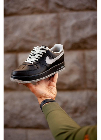 КРОССОВКИ ЖЕНСКИЕ NIKE AIR FORCE 1 LOW BLACK WHITE V2 НАЙК АИР ФОРС 1 ПРЕМИУМ No Brand чёрные демисезоны (369388270)