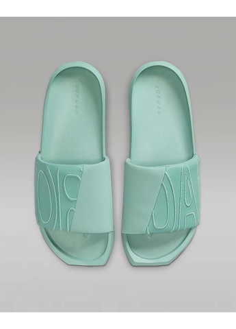 Зеленые женские шлепанцы wmns nola slide зеленый Jordan