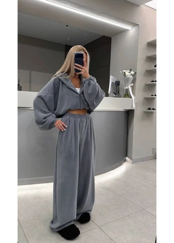 Жіночий спортивний костюм No Brand (369444043)