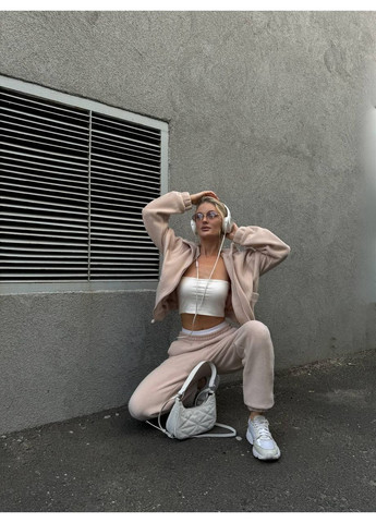 Жіночий спортивний костюм Україна (353309163)