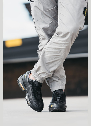 Черные всесезонные кроссовки мужские nike air max 95 corteiz black yellow | найк аир макс 95 черные жёлтые No Brand