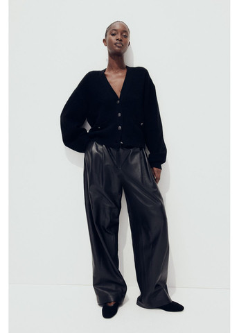 Черный демисезонный кардиган H&M