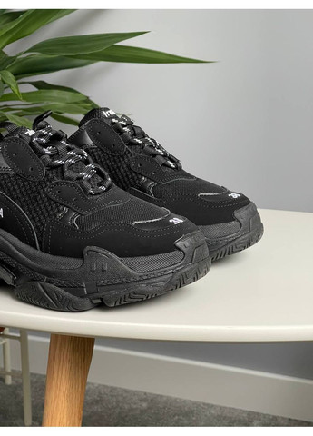 Кроссовки женские и мужские Balenciaga Triple S black | Баленсиага Трипл С черные No Brand чёрные демисезоны (361784323)