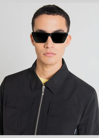 Черная куртка Antony Morato