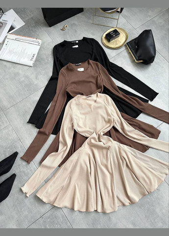 Коричневое повседневный мини-платье с пышной юбкой в рубчик клеш Adelante однотонное