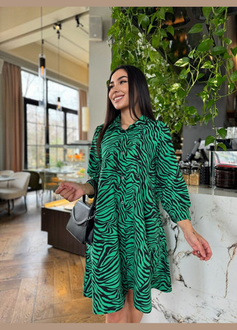 Зеленое женское свободное платье из софта цвет зеленый р.42/46 454353 New Trend