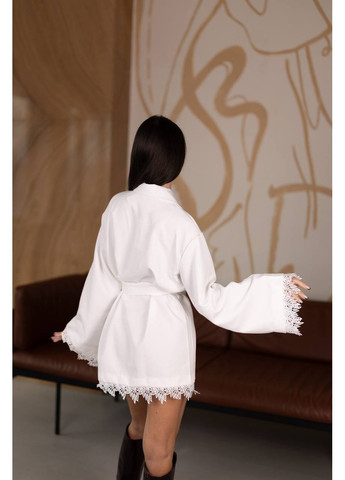 Молочна сукня 287 піджак,креп костюмка з італійським мереживом,пояс,рукава широкі довгі Україна