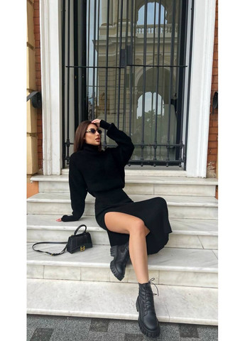 Жіночий в'язаний костюм зі спідницею та светром No Brand (366018277)