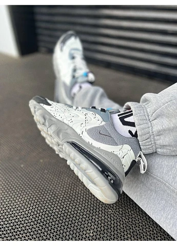 Серые демисезонные кроссовки мужские nike air max 270 react silver x travis scott cactus jack найк аир макс 270 серые No Brand