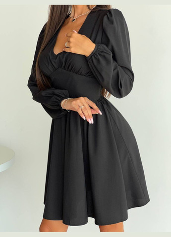 Черное вечернее платье с рукавами фонариками с пышной юбкой Adelante однотонное