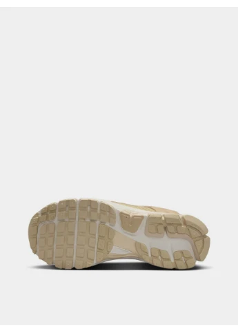 Цветные всесезонные кроссовки zoom vomero 5 hq0458-200 Nike