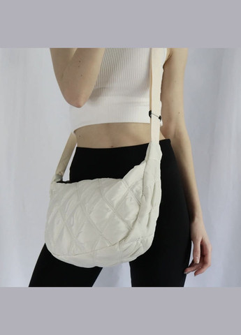 Молочна м'яка сумка через плече об’ємна велика крос-боді стьобаний стиль вмістовна торба на блискавці базова хобо fairy в ромб No Brand (325489391)