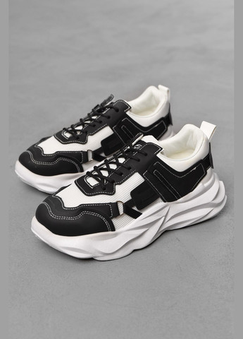 Чорно-білі Осінні кросівки чоловічі чорно-білого кольору на шнурівці Let's Shop