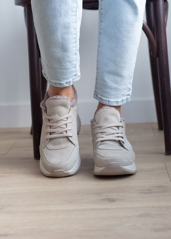 Кросівки жіночі зимові з натуральної замші та хутром в середині No Brand 3808 бежеві зими (364688568)