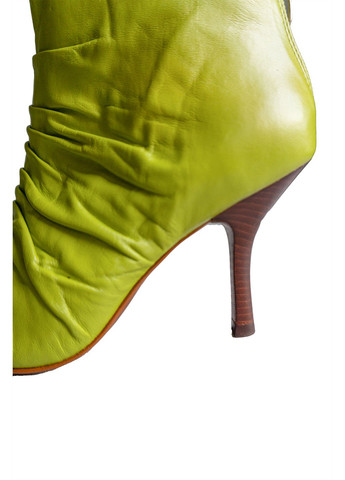 Жіночі шкіряні демісезонні чоботи Салатовий Arezzo (336214025)