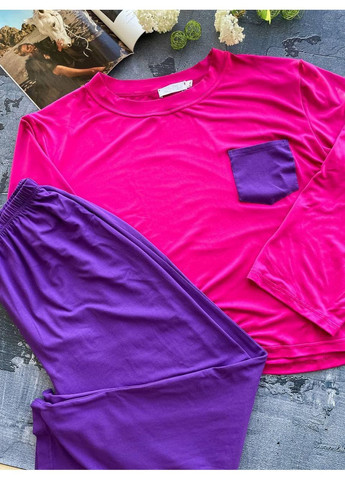 Комбінована жіноча піжама великих розмірів малиновий лонгслів + фіолетові штани / жіноча піжама плюс сайз яскравий верх і фіолетовий низ No Brand