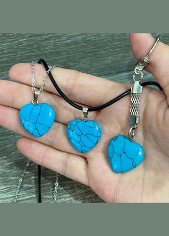 Кулон с натуральным камнем Бирюза в форме сердечка на шнурке в подарочной коробочке Овен (326807789)