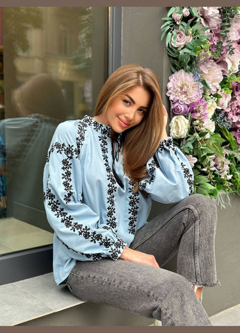 Жіноча вишиванка Трояндовий сад блакитна ESQ 4169 (303898902)