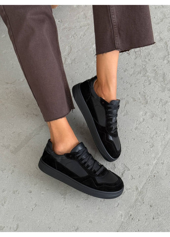 Черные анатомические кожаные кеды Helen