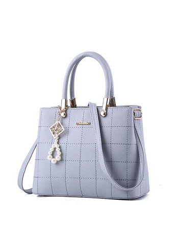 Стильная большая женская сумка с брелком из эко-кожи черная (sku_405) No Brand (330576642)