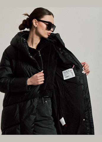 Чорне зимнє Пальто жіноче чорне Clasna