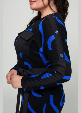 Темно-синее повседневный платье полуприлегающего силуэта изготовлено из трикотажа джерси по центральному шву спинки выполнено шлицем all posa (ap101746p) A'll Posa