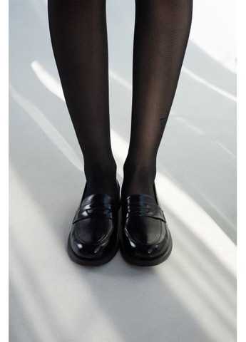 Стильные черные лаковые туфли Villomi