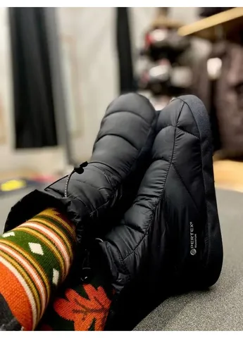 Цветные чуни cirrus hut boot, mulberry, Rab