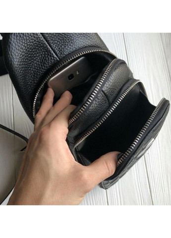 Чоловіча шкіряна сумка-слінг через плече чорна 23050 BR-S (371883077)