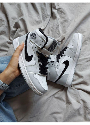Серые демисезонные кроссовки мужские nike air jordan 1 mid light smoke grey v2 найк аир джордан No Brand
