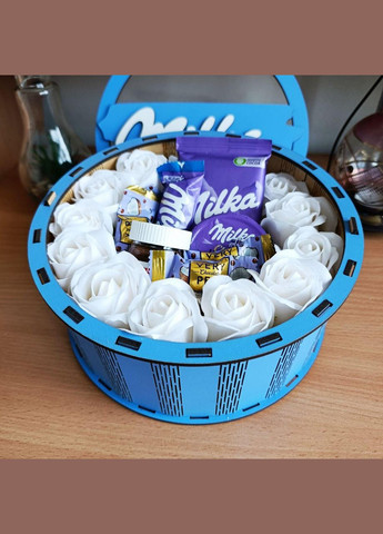 Бокс мілка з солодощами для дівчини на день народження 8 березня день закоханих новий рік різдво на свято(ar236) No Brand (336906195)