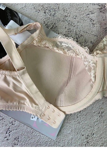 Бежевый бюстгальтер большого размера на чашку g бежевый Lanny Mode