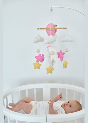Дитячий мобіль на ліжечко для немовлят WooolyWool «Зайка на повітряній кульці» No Brand (342757913)