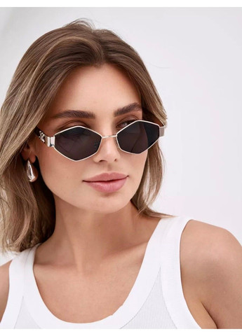 Солнцезащитные очки шестигранные Delight черные с серебром No Brand (311220922)