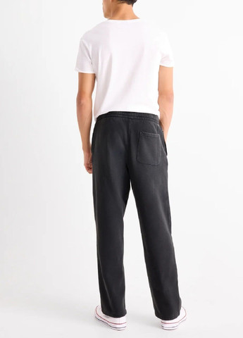 Черные спортивные демисезонные брюки C&A