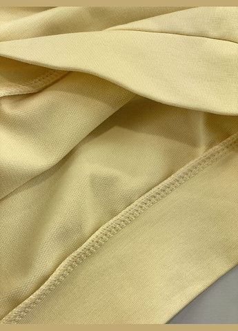 Желтый демисезонный спортивный костюм для девочки Mevis