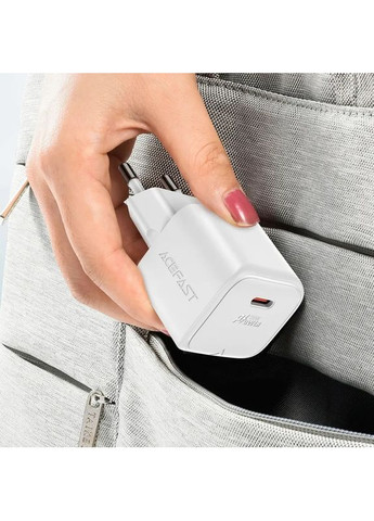 Сетевое зарядное устройство с кабелем A73 mini PD20W GaN single USB-C charger set (C3-03) White (6974316282655) Acefast A73 mini GaN (372685677)